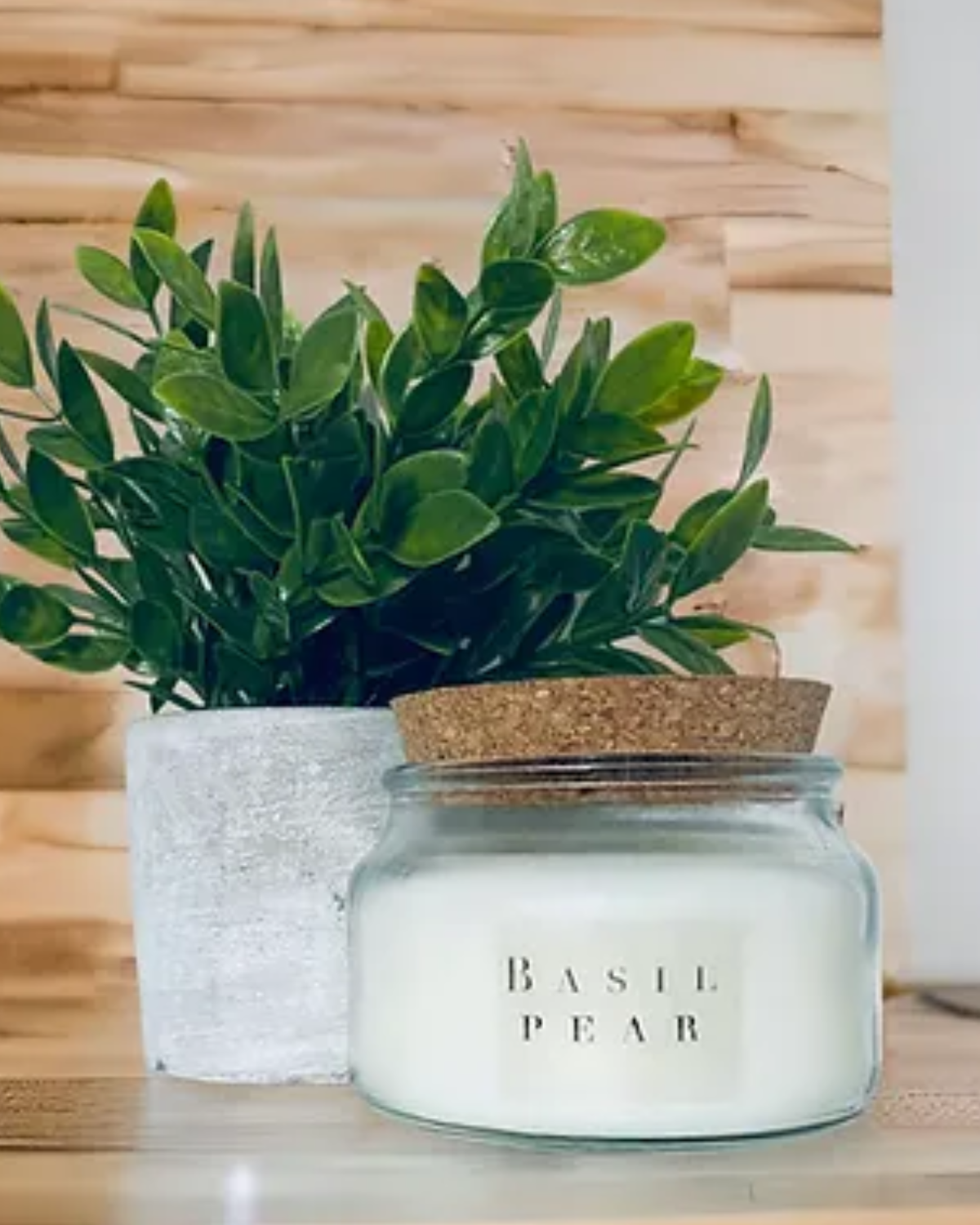 SLFLV and Co. Basil Pear Candle